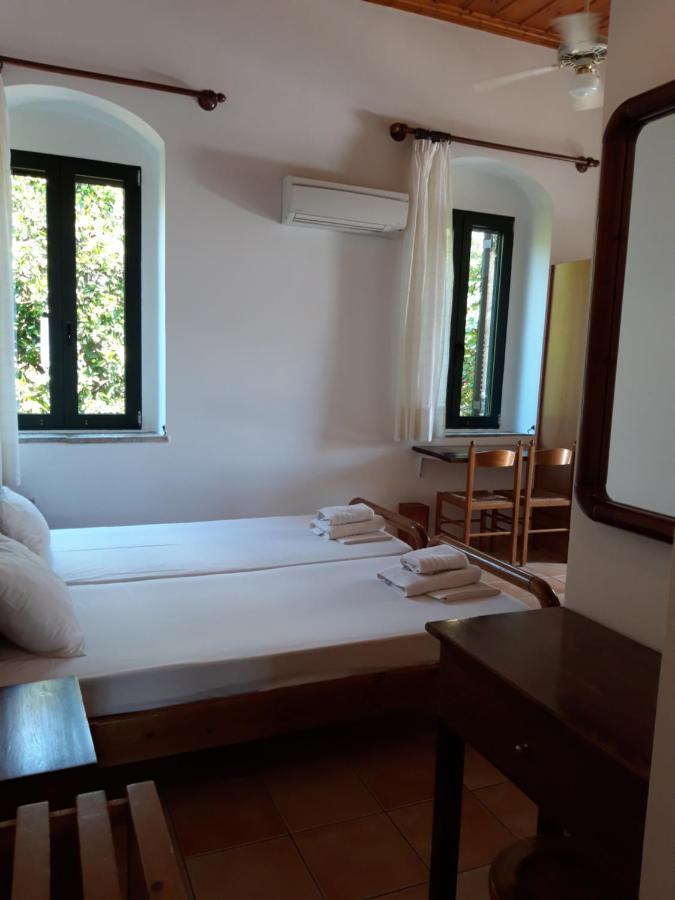 Skardamoula'S Studios And Apartments, 2 Kardhamili Esterno foto